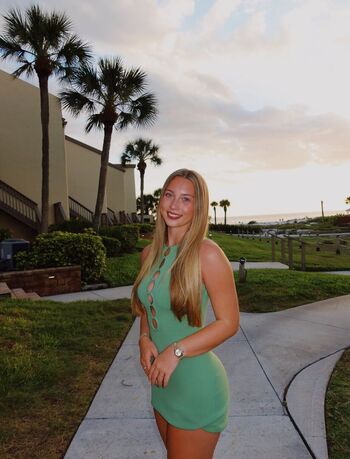 Full leaked Abby champlin private onlyfans photo