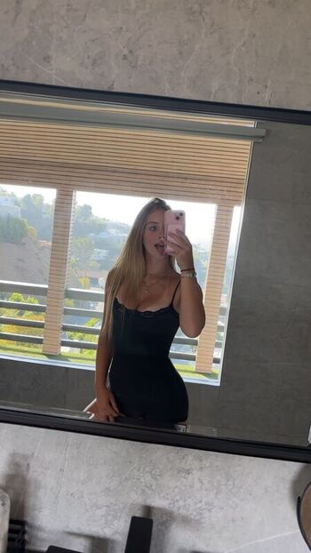Full leaked Abby champlin private onlyfans photo