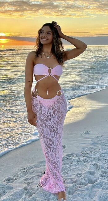 Full leaked Abby motz private onlyfans photo