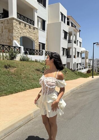 Full leaked Abeer rouji private onlyfans photo