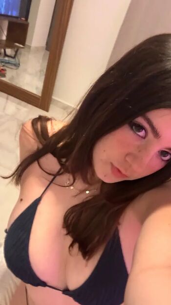 Full leaked Abiglezzz private onlyfans photo