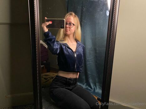 Full leaked Acacia eileen private onlyfans photo