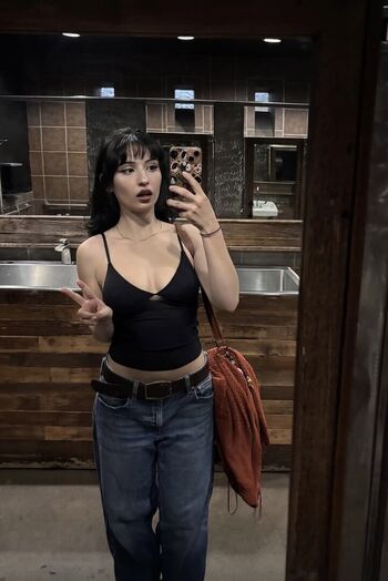 Full leaked Aconitumlilah private onlyfans photo