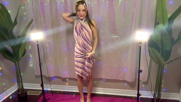 Full leaked Adaughtersdiary private onlyfans photo