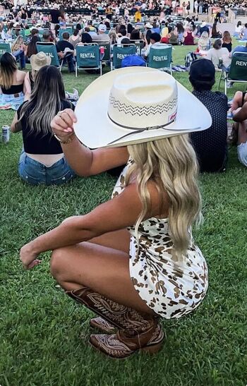 Full leaked Addi shaw private onlyfans photo