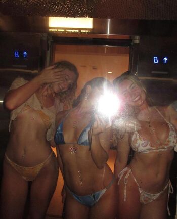 Full leaked Addison rae  page private onlyfans photo