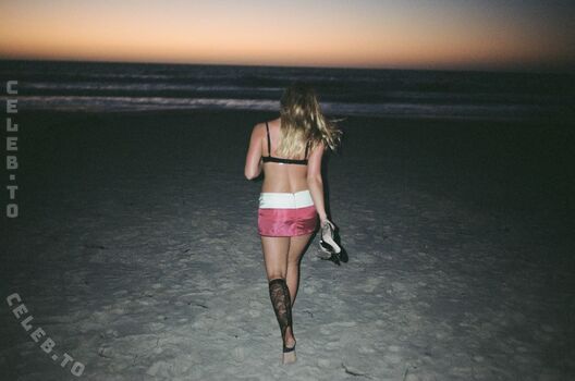 Full leaked Addison rae  page private onlyfans photo