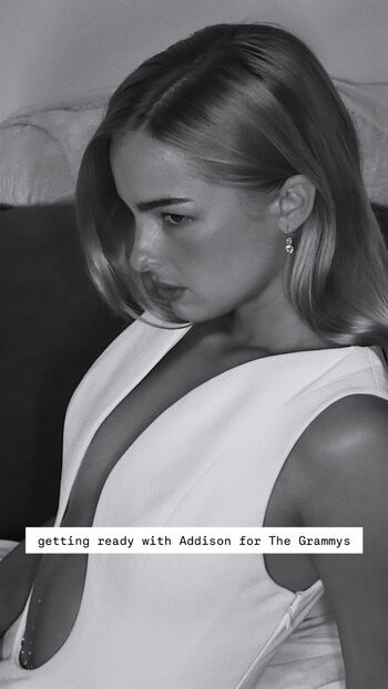 Full leaked Addison rae  page private onlyfans photo