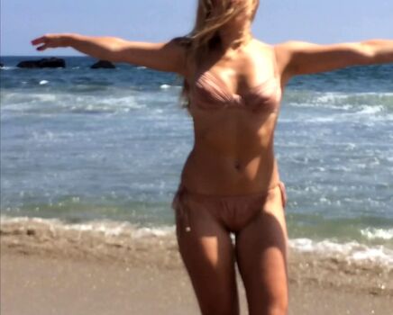 Full leaked Addison rae  page private onlyfans photo