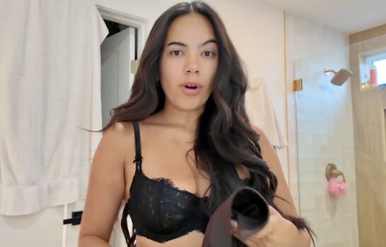 Full leaked Adelaine morin private onlyfans photo