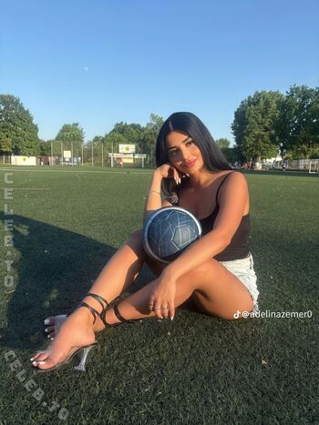 Full leaked Adelina hyseni private onlyfans photo