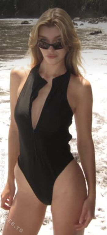 Full leaked Adelinafien private onlyfans photo