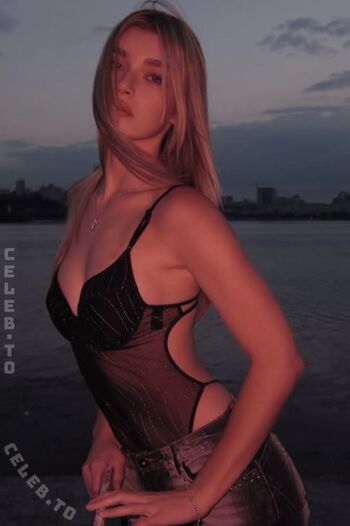 Full leaked Adelinafien private onlyfans photo