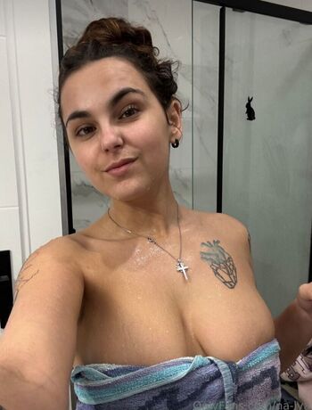 Full leaked Adelinecht private onlyfans photo