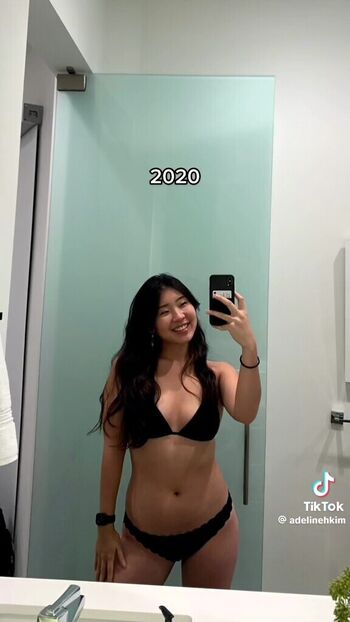 Full leaked Adelinehkim private onlyfans photo