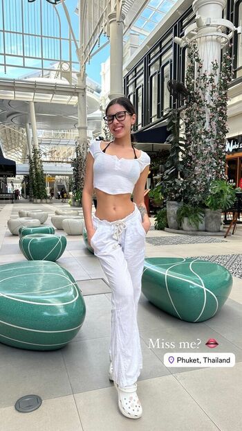 Full leaked Adelwauww page private onlyfans photo