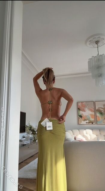 Full leaked Adorable caro page private onlyfans photo