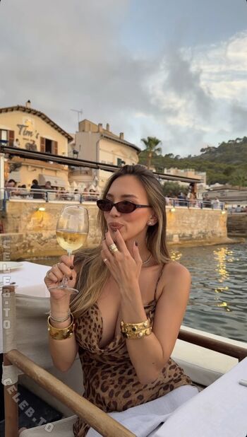 Full leaked Adorable caro private onlyfans photo