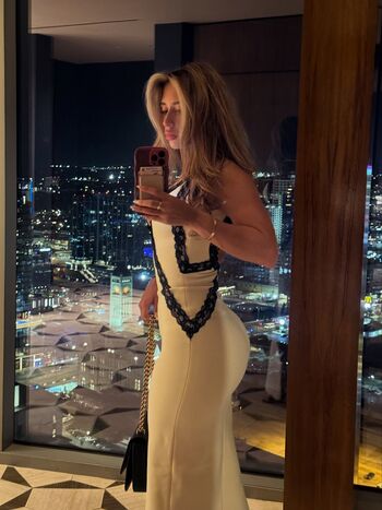 Full leaked Adri liftz private onlyfans photo