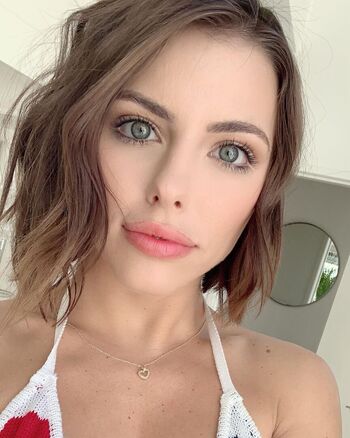 Adriana Chechik