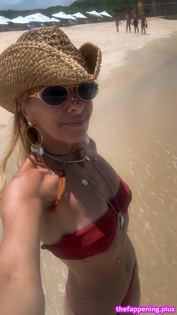 Adriane Galisteu / galisteuoficial Фото оголеного OnlyFans #268