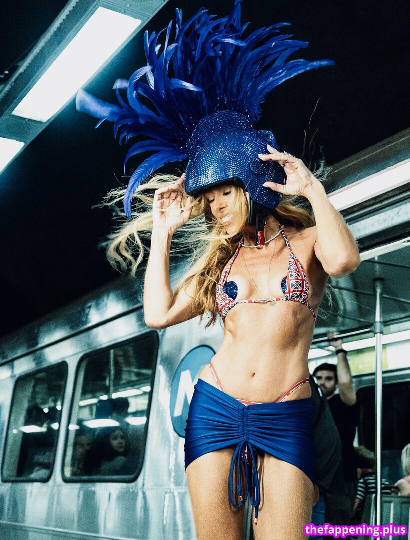 Adriane Galisteu / galisteuoficial Photo OnlyFans Nu #292