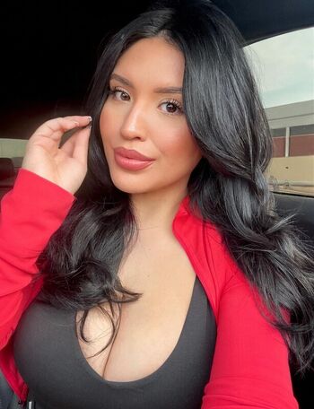 Adriannaledesma