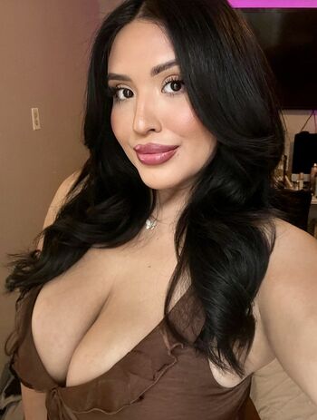 Full leaked Adriannaledesma private onlyfans photo