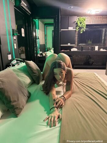 Full leaked Adrielly rot page private onlyfans photo