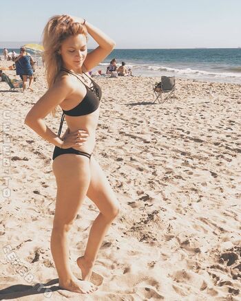 Full leaked Adrienne cowan private onlyfans photo