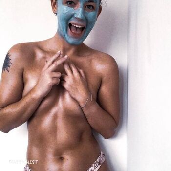 Full leaked Aesha scott private onlyfans photo