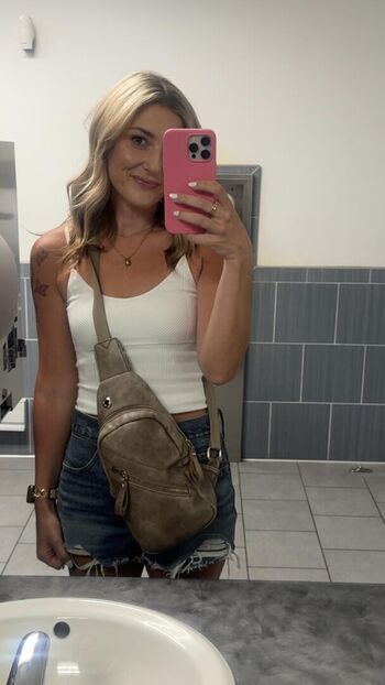 Full leaked Affectionate ant page private onlyfans photo