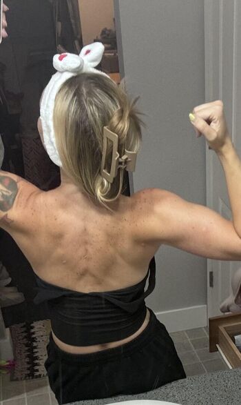 Full leaked Affectionate ant private onlyfans photo