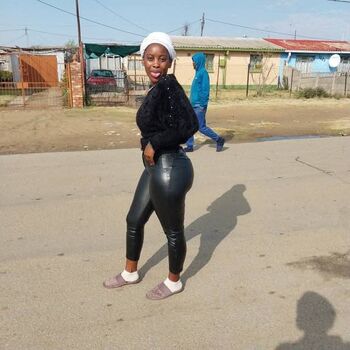 Full leaked African booty meat private onlyfans photo