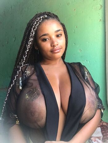 Full leaked Afrolatina page private onlyfans photo
