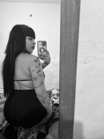 Full leaked Aguss abril private onlyfans photo