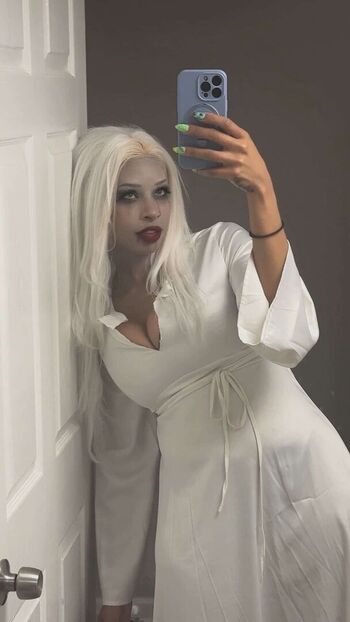 Full leaked Ahquamarine private onlyfans photo