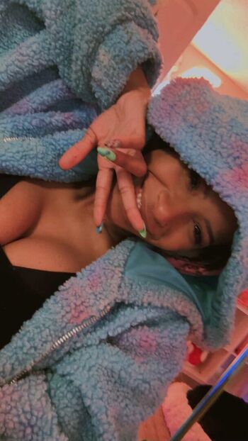 Full leaked Ahquamarine private onlyfans photo