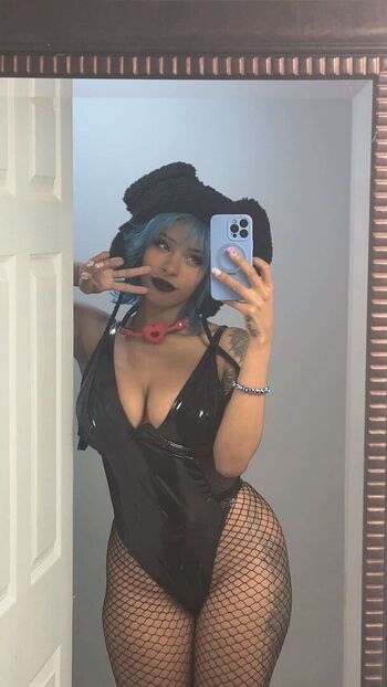 Full leaked Ahquamarine private onlyfans photo