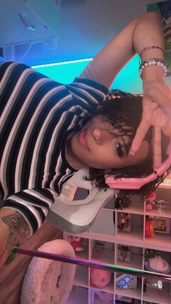 Full leaked Ahquamarine private onlyfans photo