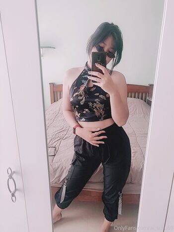 Full leaked Ai suru private onlyfans photo