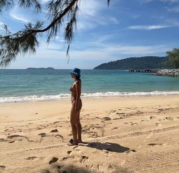 Full leaked Aienabatrisaa private onlyfans photo