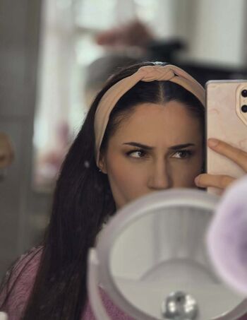 Full leaked Ailaughatmyownjokes private onlyfans photo