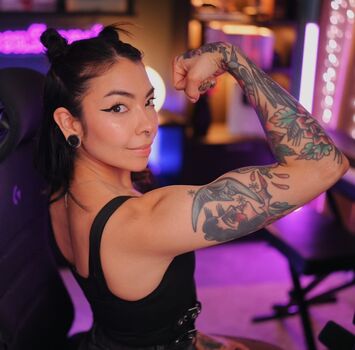 Full leaked Aileensenpaireacts private onlyfans photo