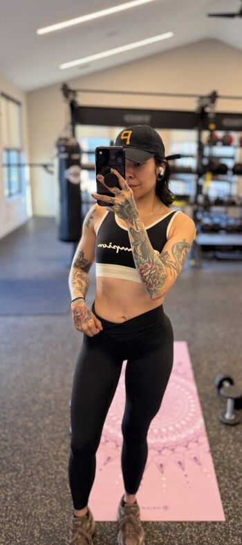 Full leaked Aileensenpaireacts private onlyfans photo