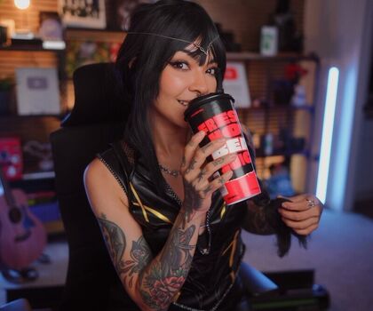 AileenSenpaiReacts
