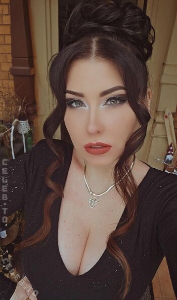 Full leaked Ailenax private onlyfans photo