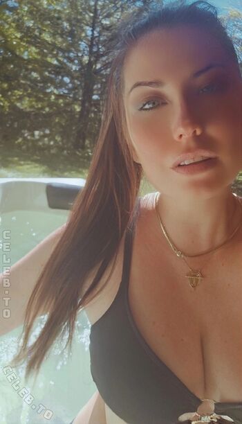 Full leaked Ailenax private onlyfans photo
