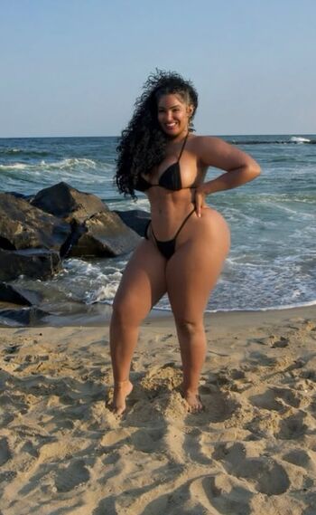 Full leaked Aimee ovalles private onlyfans photo