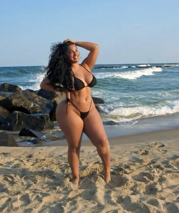 Full leaked Aimee ovalles private onlyfans photo